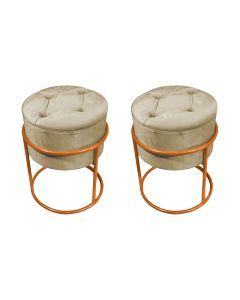 Kit 2 Puffs Decorativos Redondo com Capitonê Base de Ferro Cobre Tecido Veludo Bege